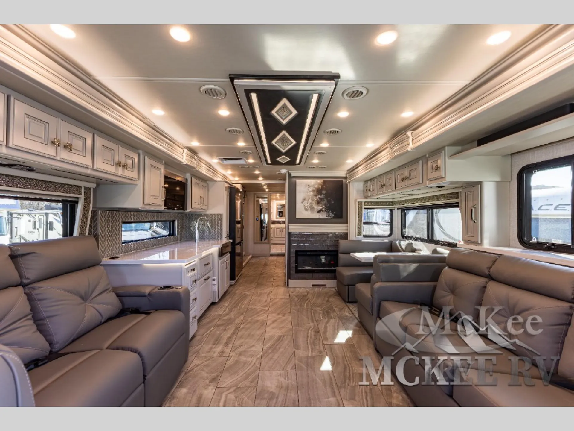 2026 Holiday Rambler Armada 44LE dealer photo 2 from McKee RV
