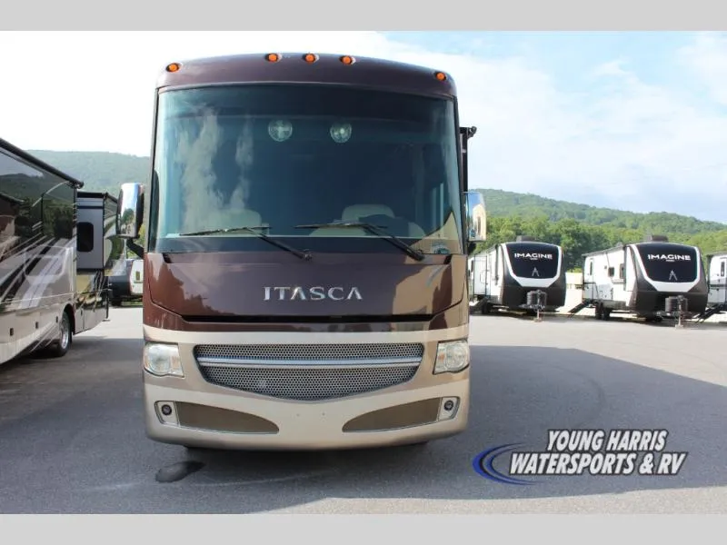 2015 Winnebago ITASCA 32H - Photo 2
