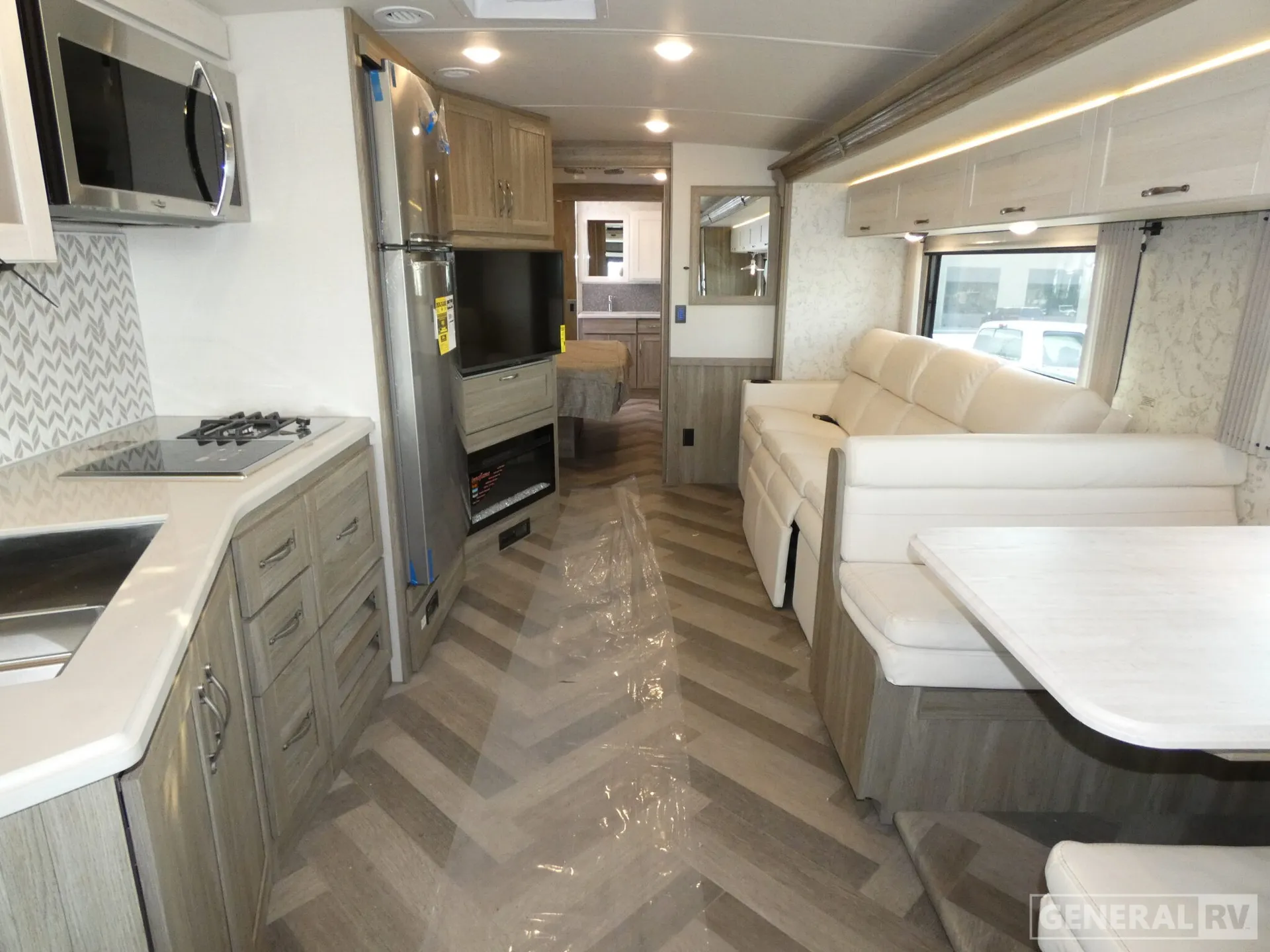 2025 Winnebago Adventurer 35F - Photo 3