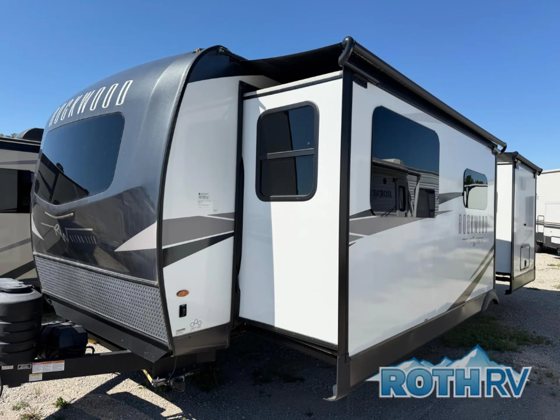 2023 Forest River Rockwood Ultra Lite 2608BS - Photo 4