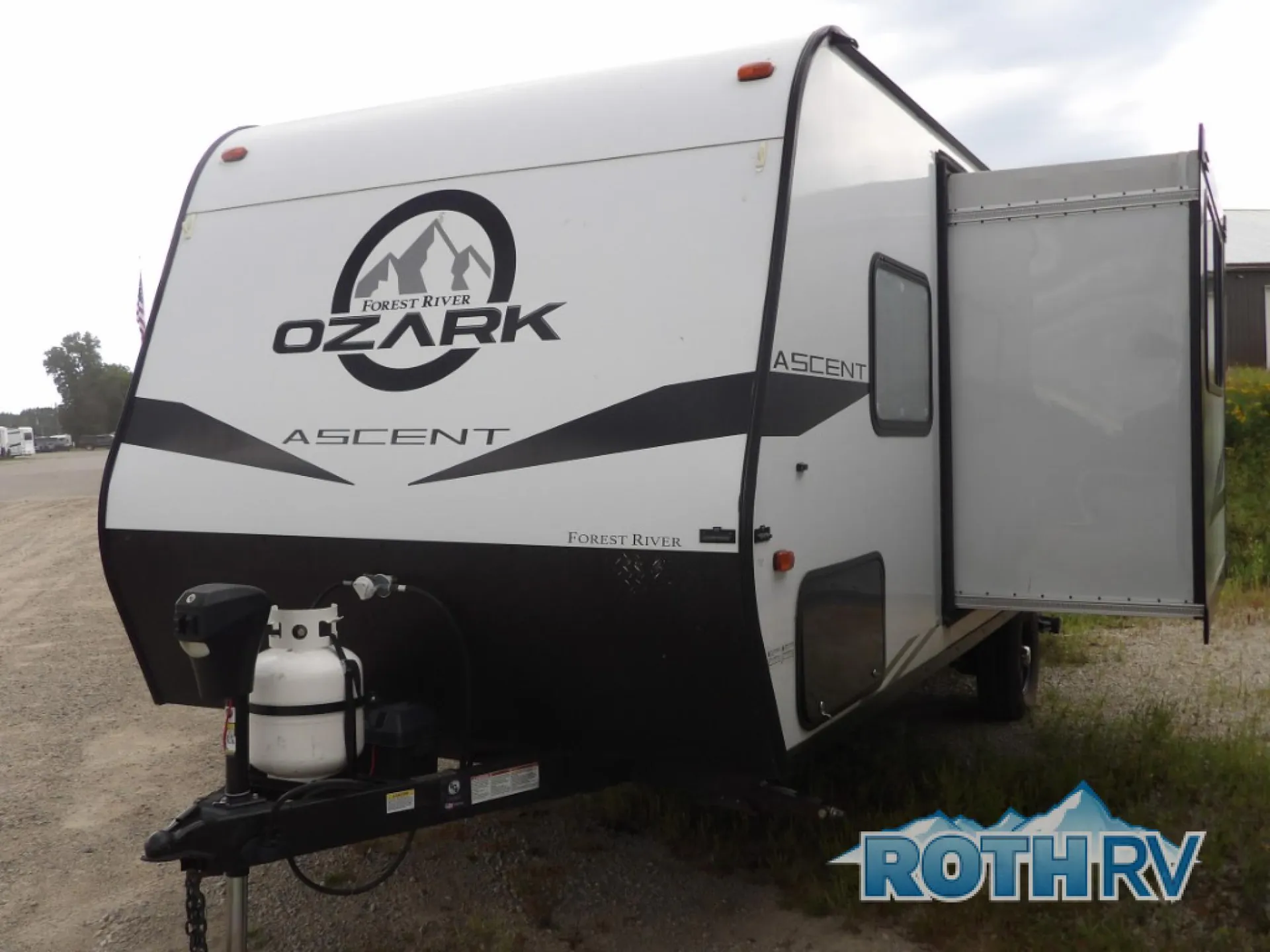 2020 Forest River Ozark 1800QS - Photo 3