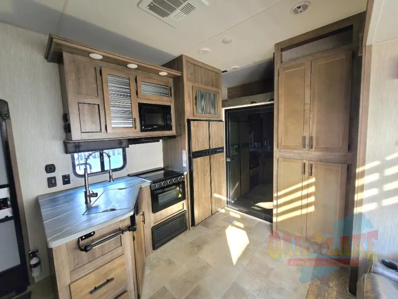 2020 Forest River RV Vengeance Rogue 311A13WS - Photo 4