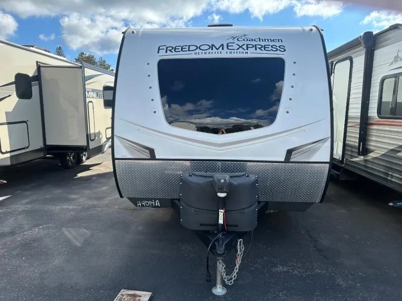 2023 Coachmen Freedom Express Ultra Lite 192RBS - Photo 3