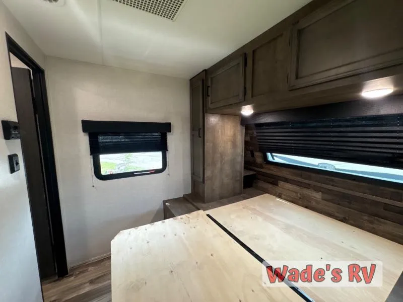 2023 Venture RV SportTrek 333VIK - Photo 2