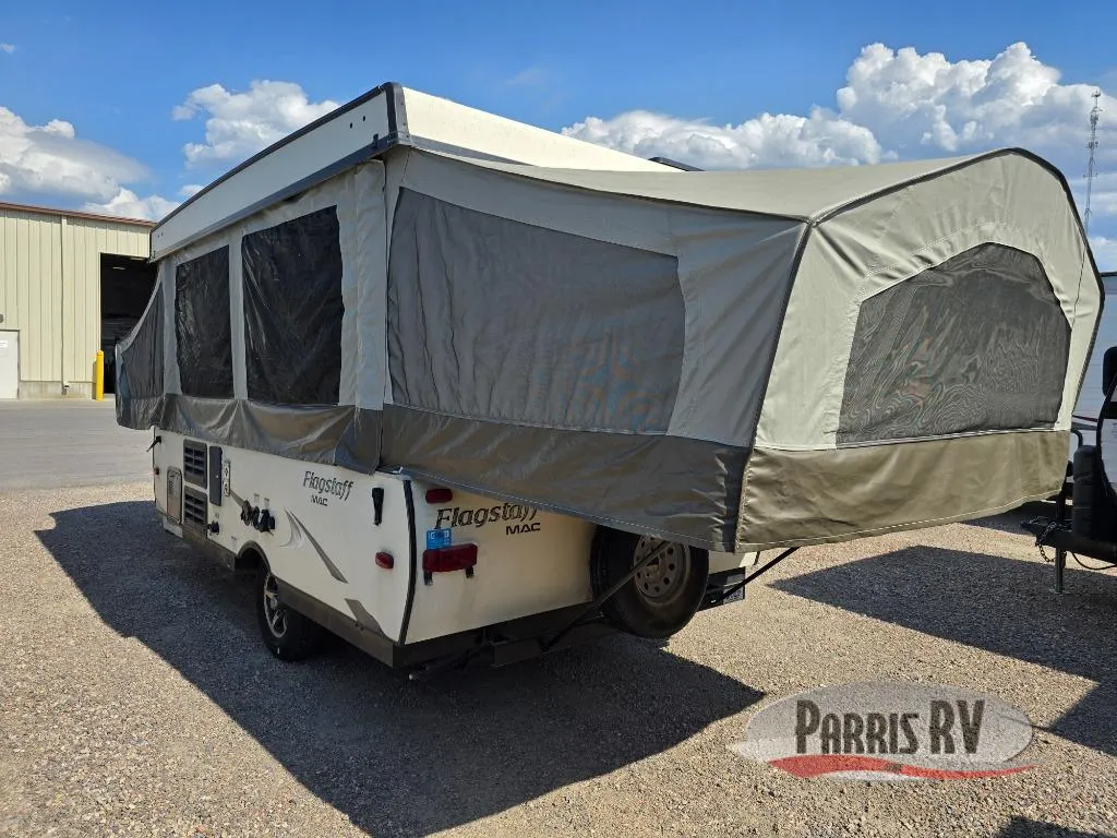 2017 Forest River Flagstaff MACLTD Series 228 - Photo 4