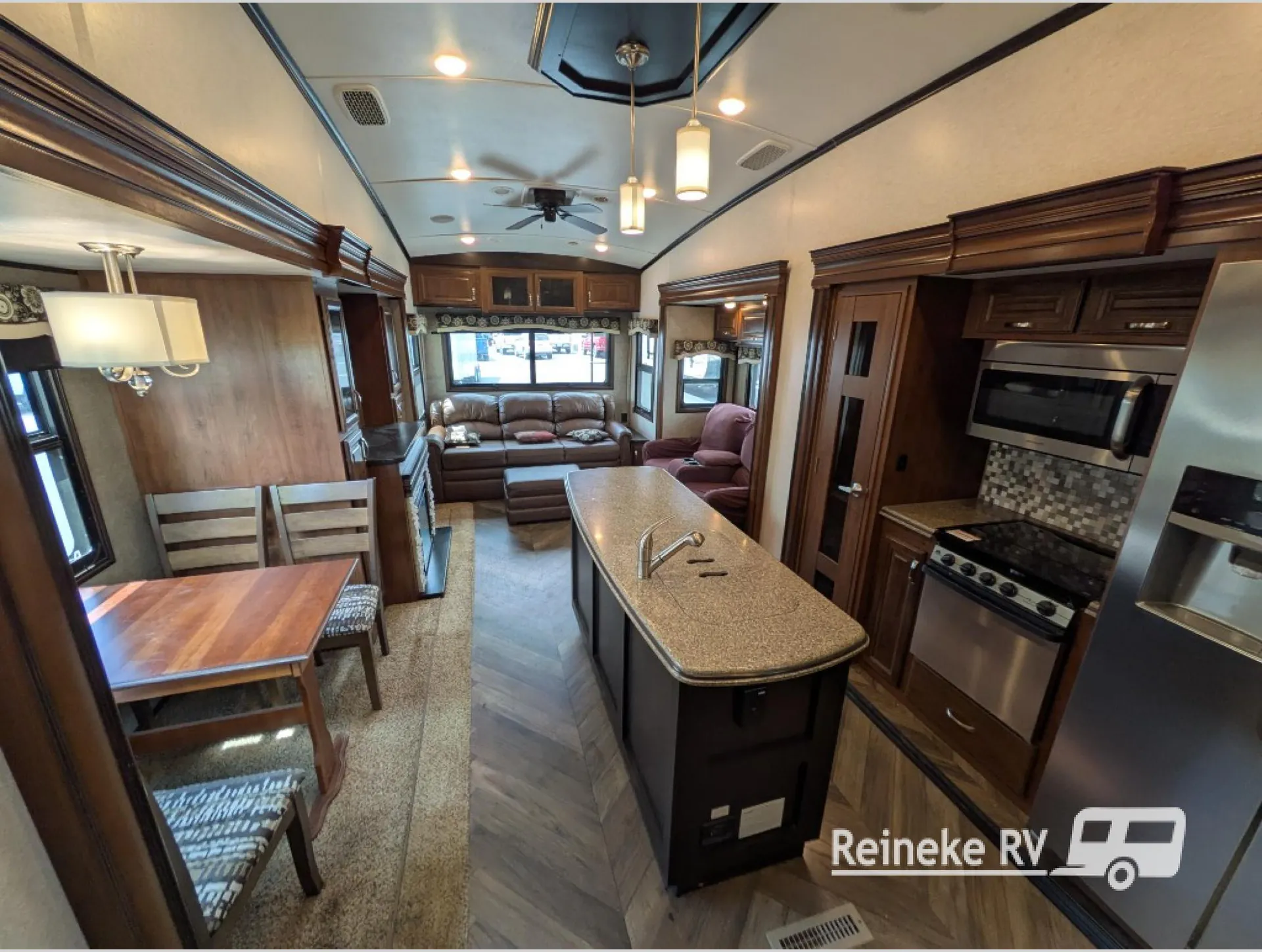 2017 Jayco North Point 351RSQS - Photo 3