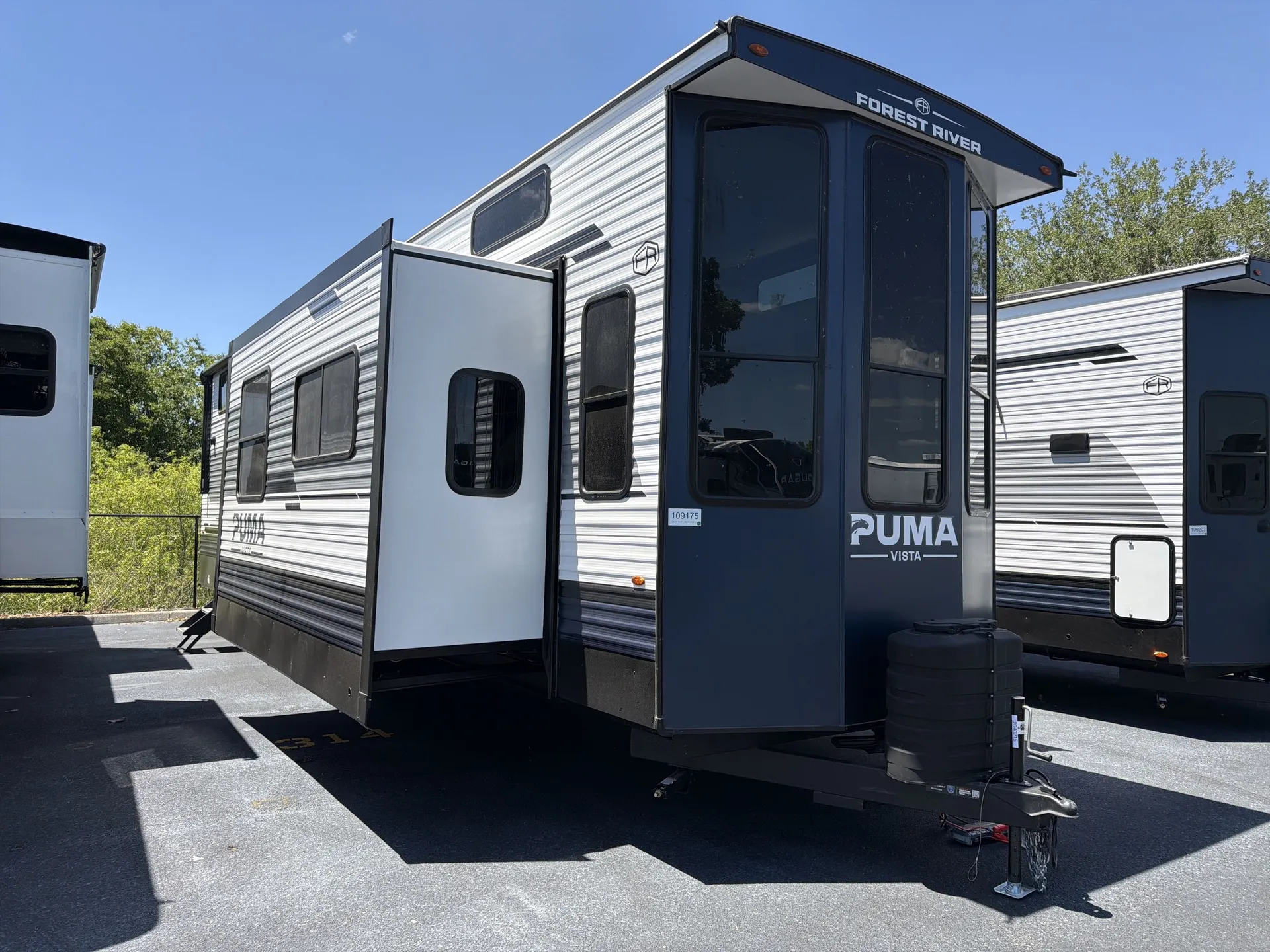 2026 Forest River Puma Vista 402LFT