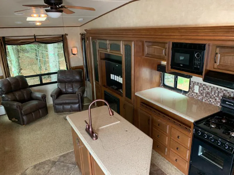 2014 Forest River Salem Villa Estate 393RLT, Photos photo 48