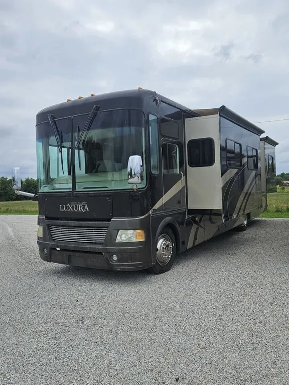 2005 Georgie Boy Cruise Master Luxura Luxura 3795TS - Photo 3