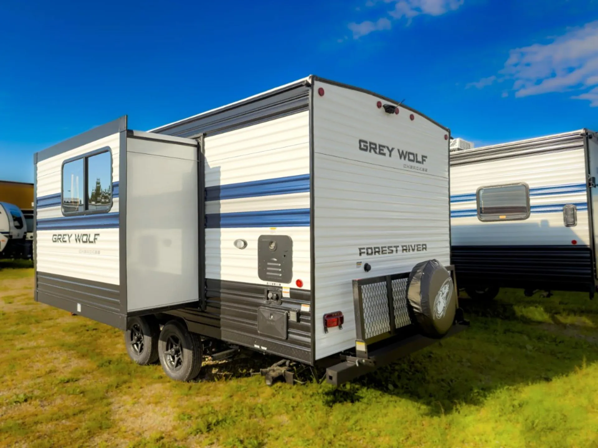2027 Forest River Cherokee Grey Wolf 21AB — Photo 7