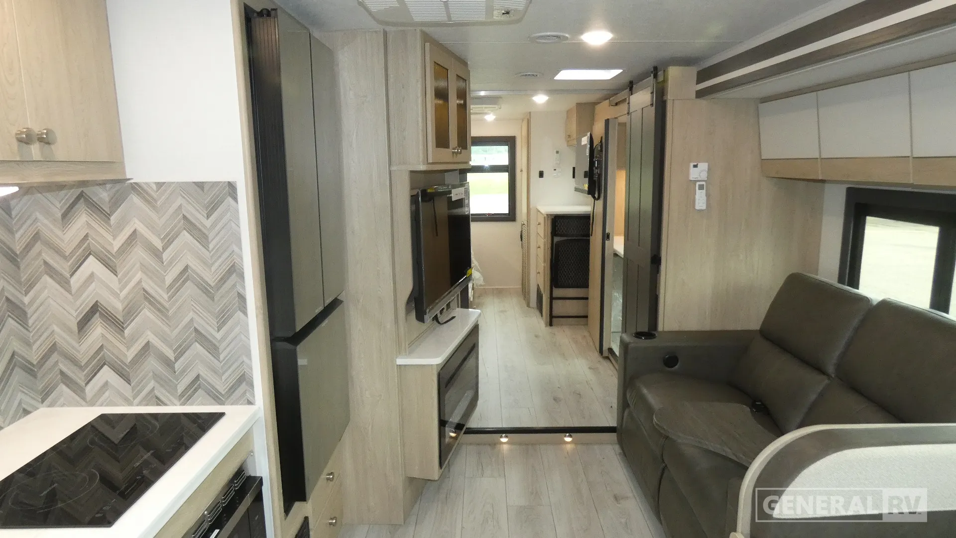 2026 Coachmen Entourage 340BH - Photo 3