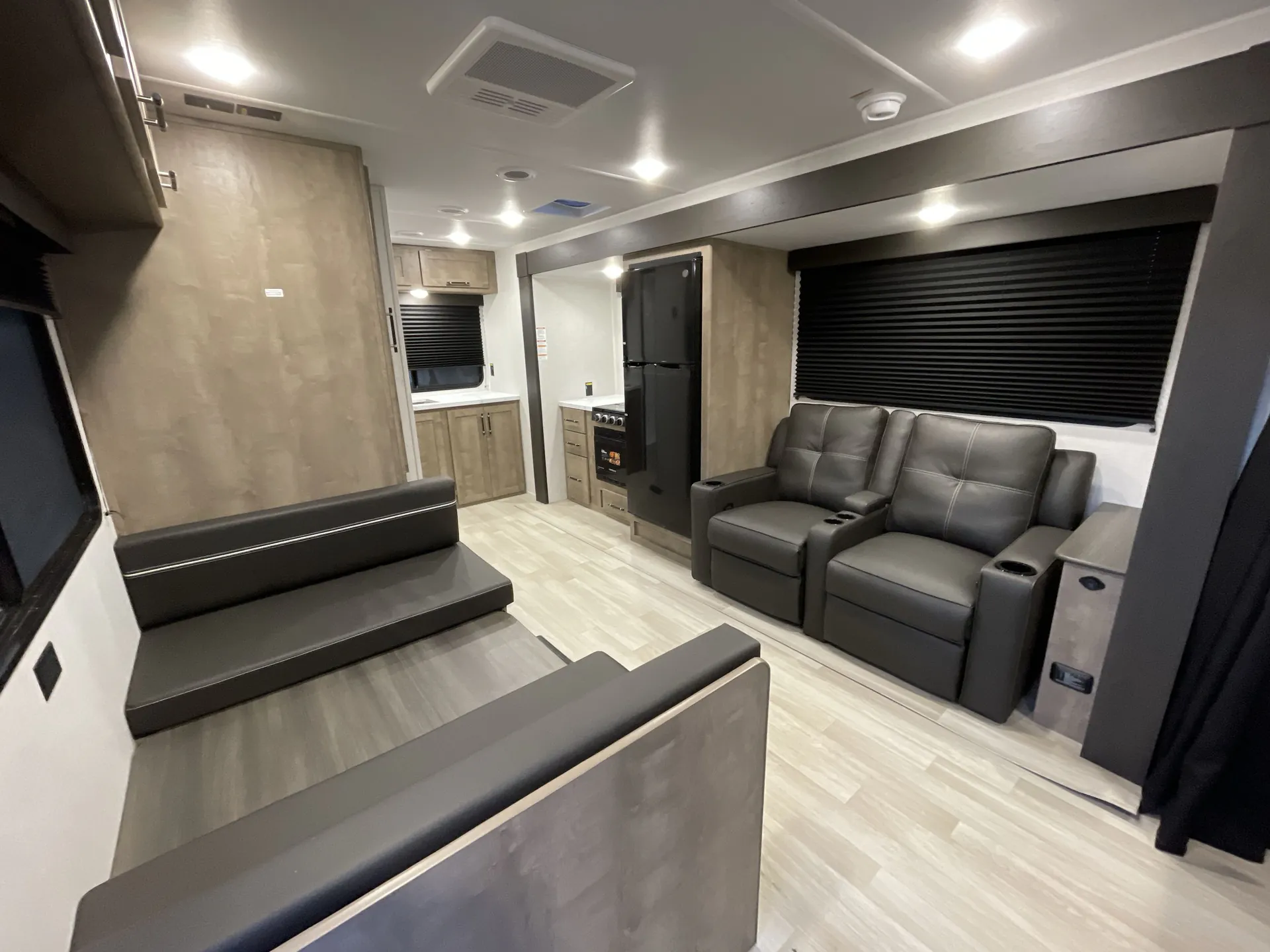 2026 Keystone Springdale Classic 224MLC — living area main