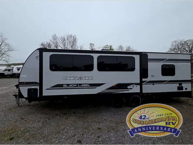 2026 Forest River Cherokee Grey Wolf Black Label 27GHBL - Photo 3