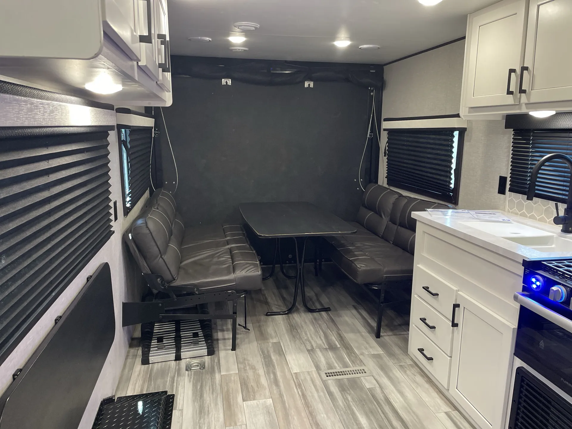 2024 Jayco Jay Flight 265THW — living area main