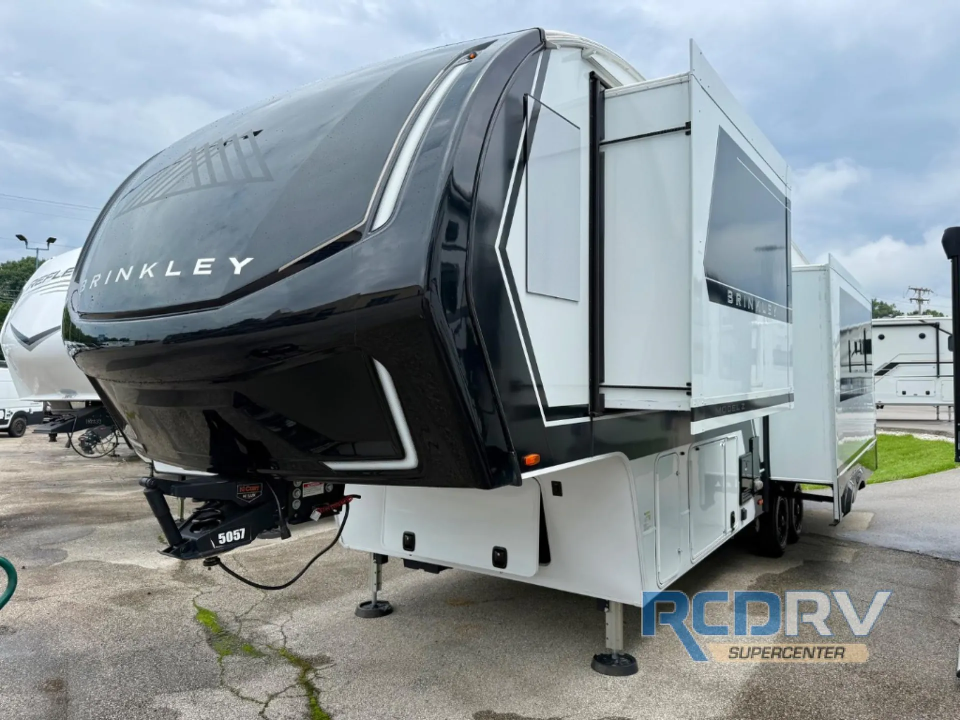 2025 Brinkley Model Z 2900 - Photo 4