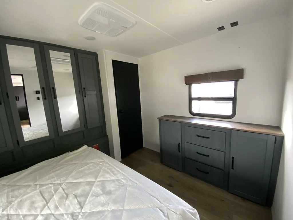 2026 Forest River Puma 32BHFS, Photos photo 17