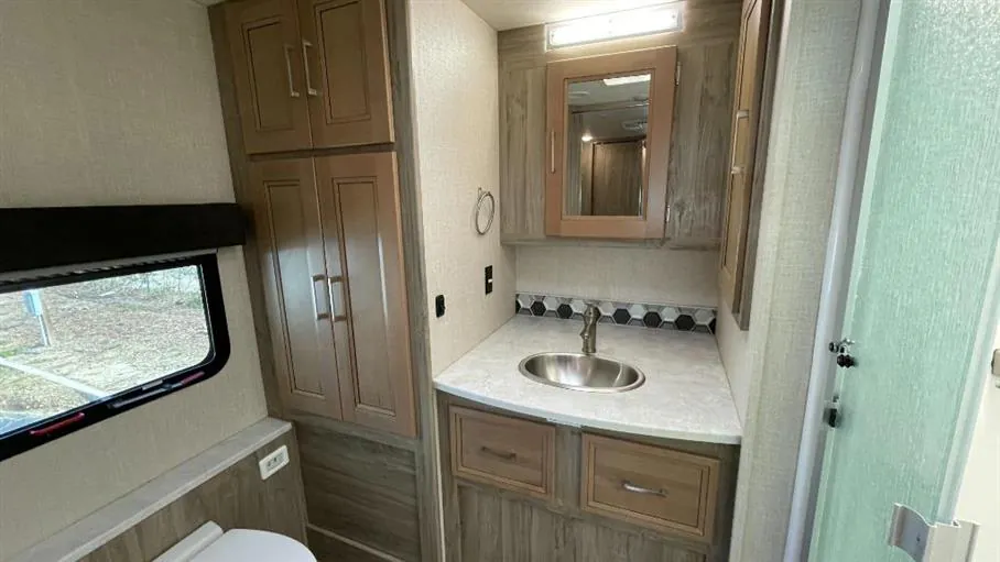 2020 Coachmen Sportscoach SRS 365RB, Photos photo 27