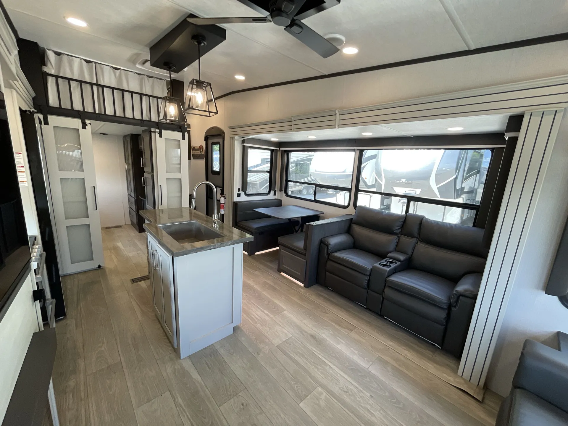 2025 Keystone Cougar 360MBI — living area main