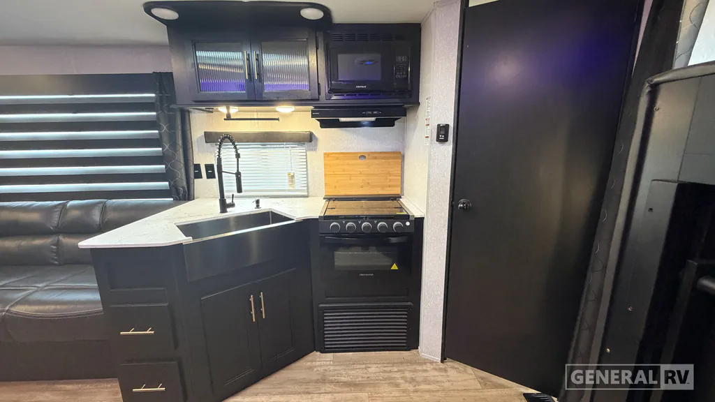 2022 Forest River Cherokee 274BRB, Photos photo 6