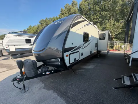 2019 Keystone Premier 30RIPR, Photos photo 2