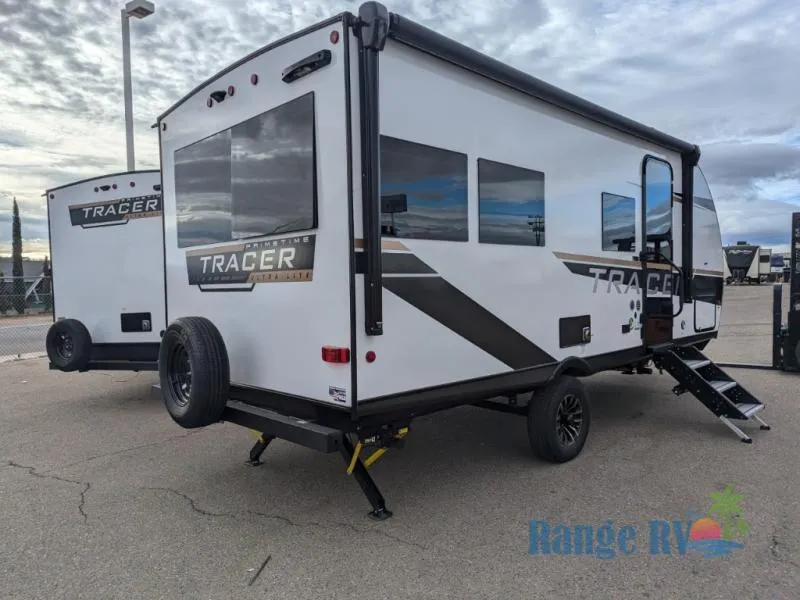 2025 Prime Time Tracer 170RS - Photo 2