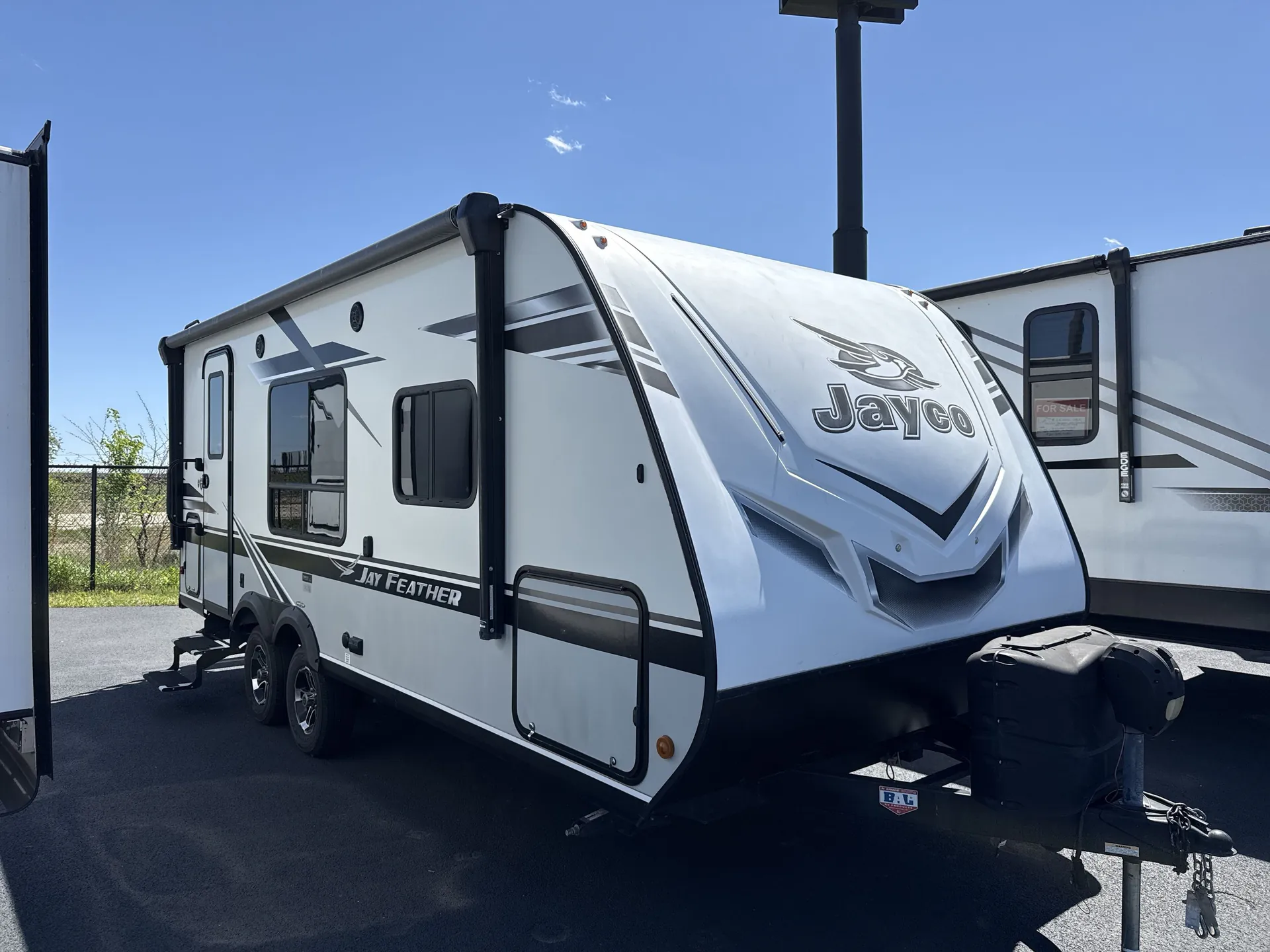 2020 Jayco Jay Feather 18RBM - Photo 2
