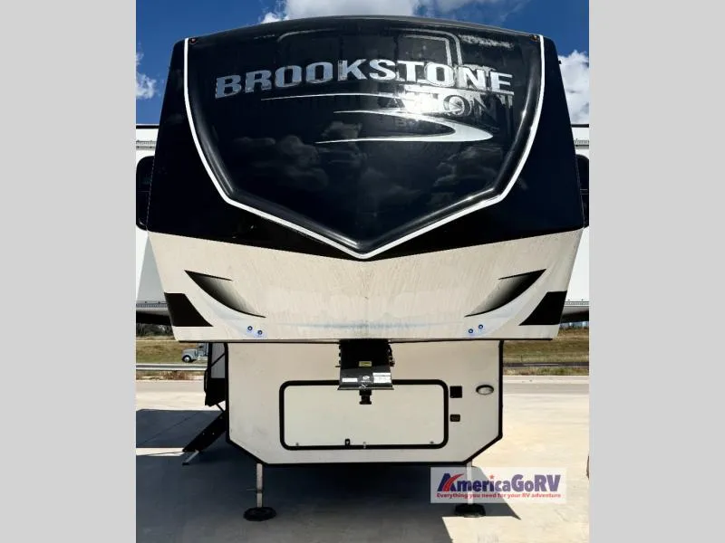 2022 Coachmen Brookstone 344FL - Photo 4