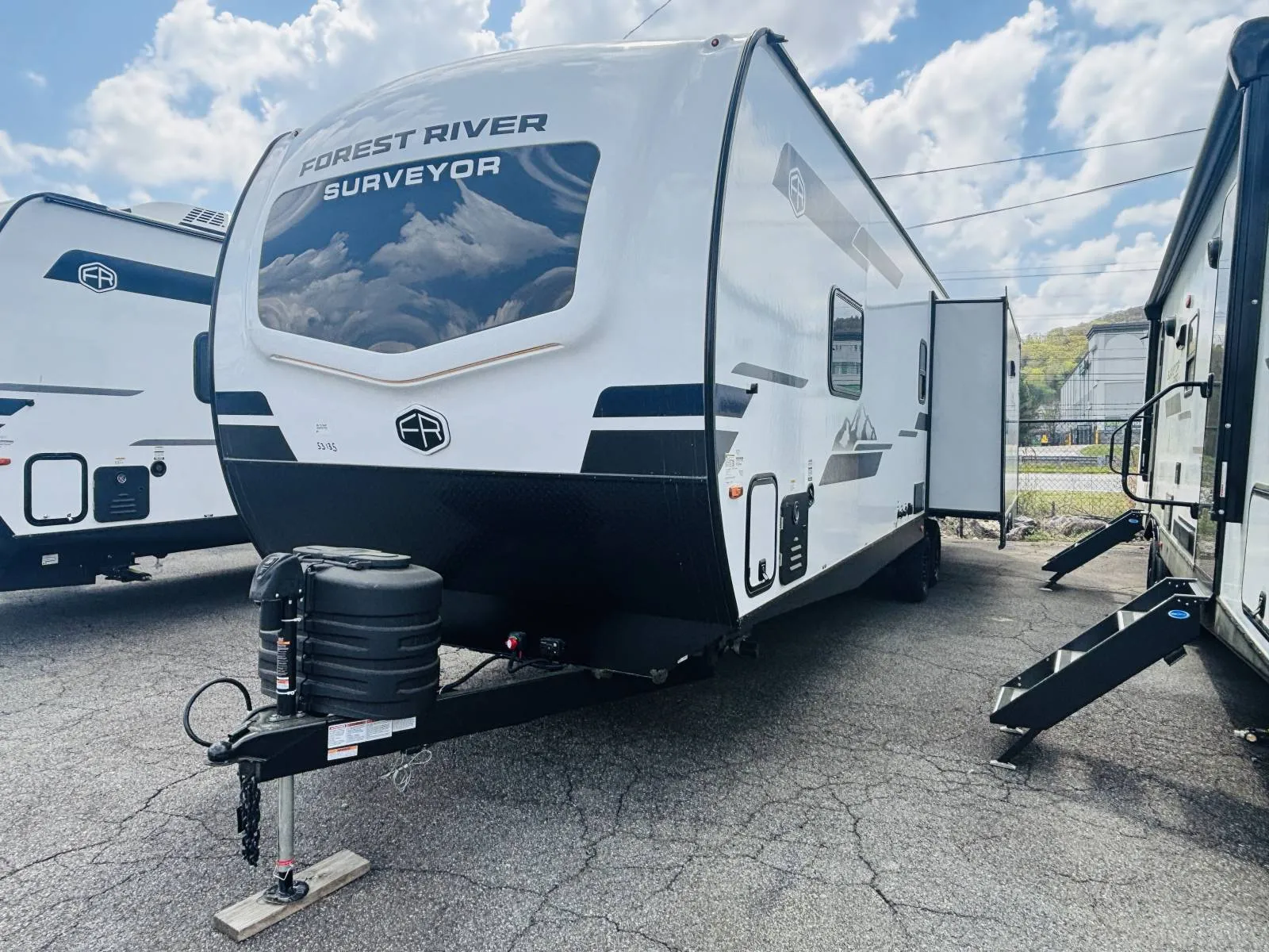 2026 Forest River SURVEYOR 290RLDS - Photo 2