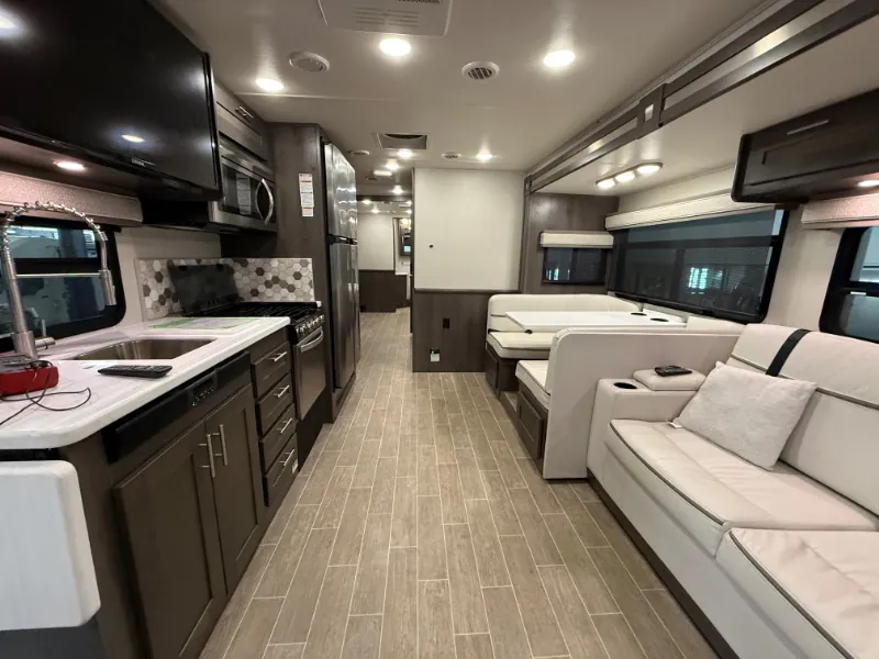 2022 Forest River Georgetown 5 Series GT5 36B5, Photos photo 7