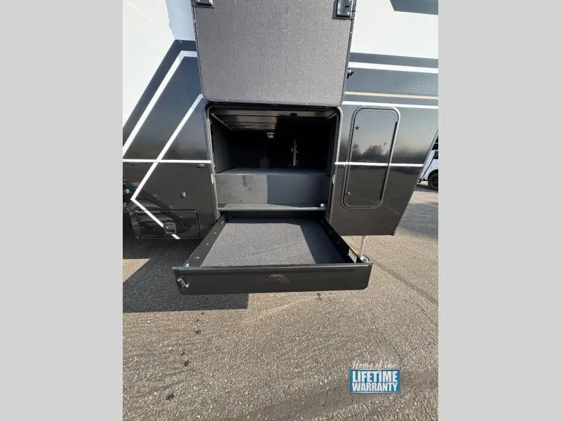 2026 Brinkley Model G 3950 - Photo 3