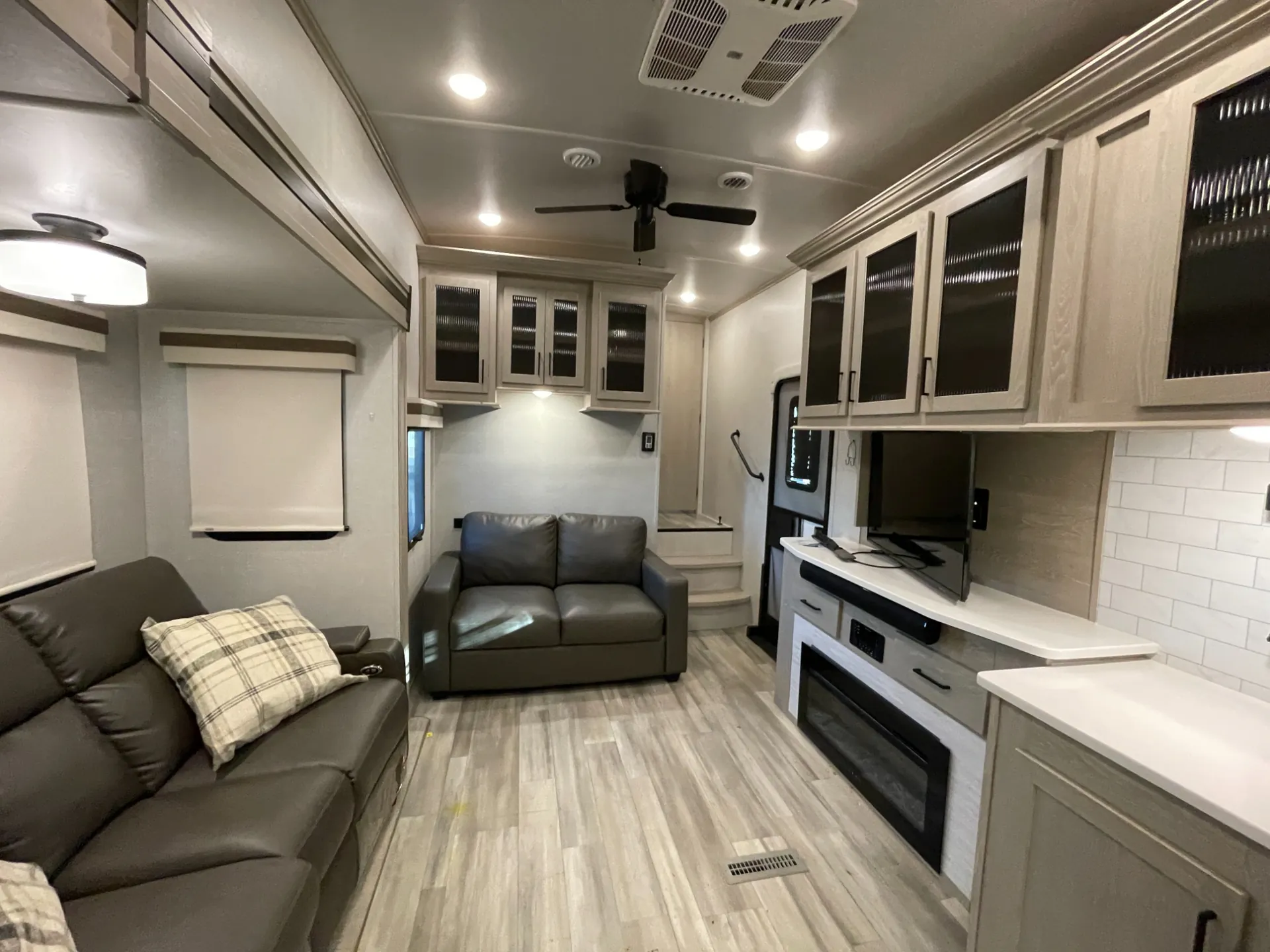2022 Forest River Rockwood Ultra Lite 2891BH - Photo 3
