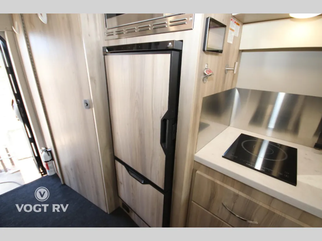 2024 Chinook RV Summit DS, Photos photo 18