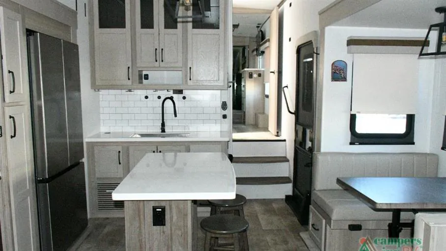 2024 Forest River Rockwood Signature 361RL, Photos photo 14
