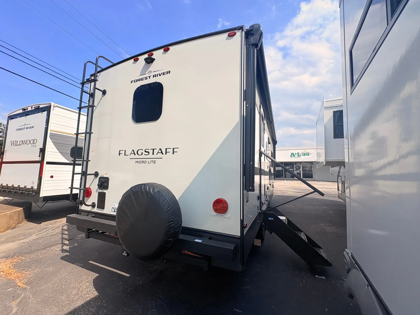 2027 Forest River Flagstaff Micro Lite 25SRB - Photo 3