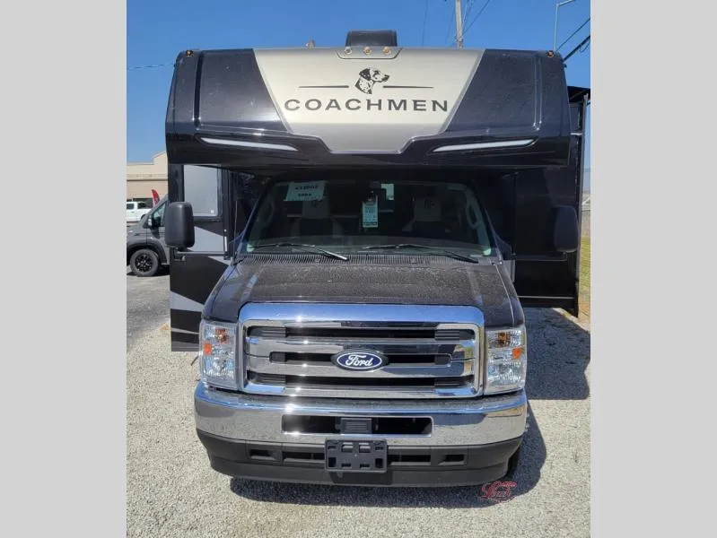 2026 Coachmen Freelander 30RS - Photo 2