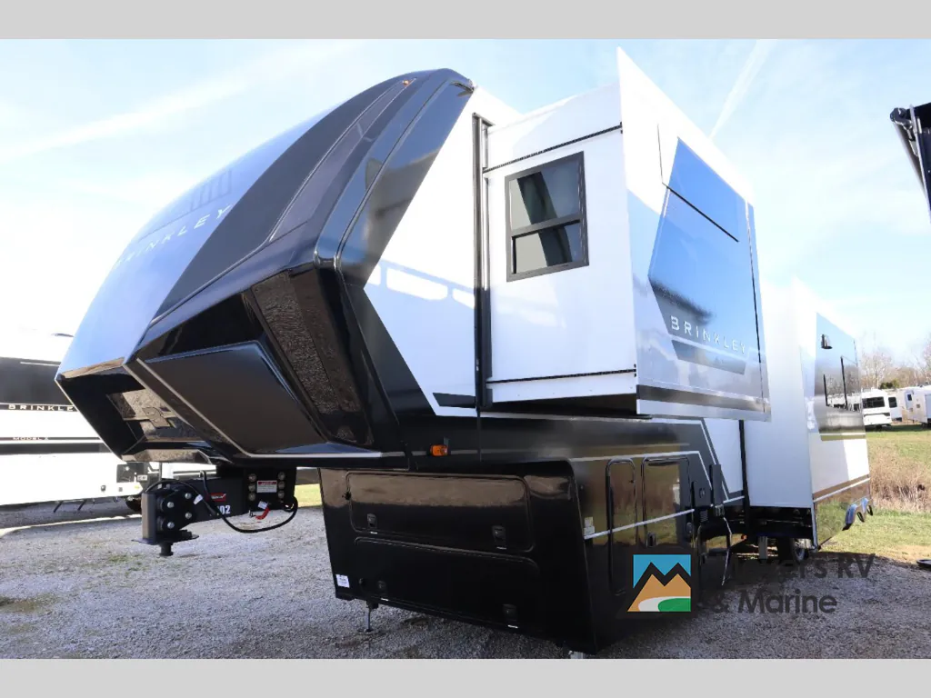 2026 Brinkley Model G 4100, Photos photo 4