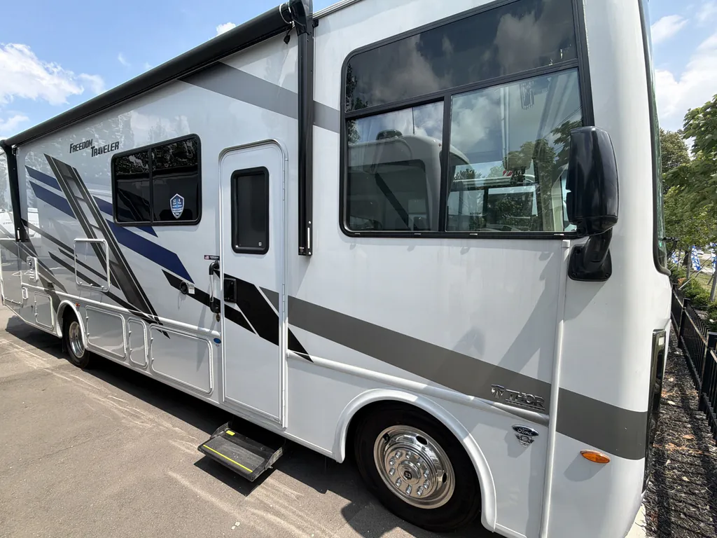 2024 Thor Motor Coach Freedom Traveler A29, Photos photo 5