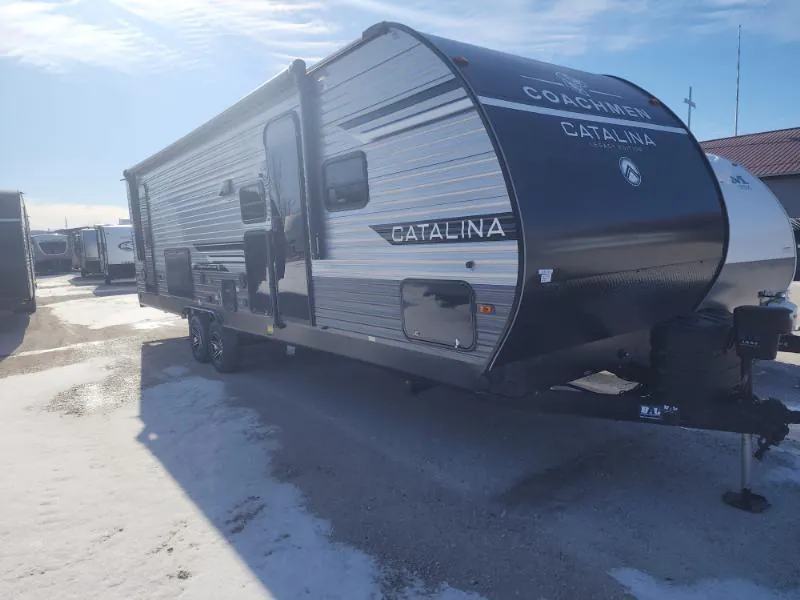 2026 Coachmen Catalina Legacy Edition 273DBHCK, Photos photo 48