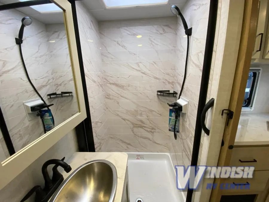 2027 Ember RV Touring Edition 2300MLL - Photo 4