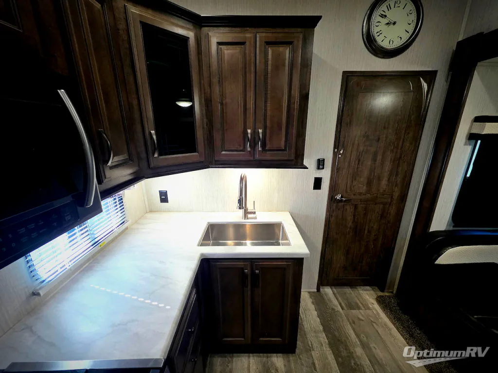 2020 Forest River Sandpiper 3330BH, Photos photo 10