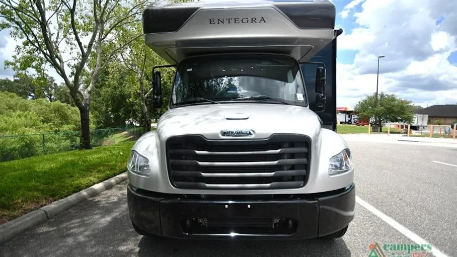 2027 Entegra Coach Accolade 37M - Photo 3