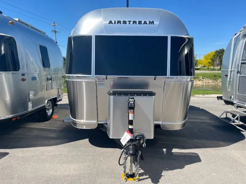 2026 Airstream Caravel 16RB - Photo 3