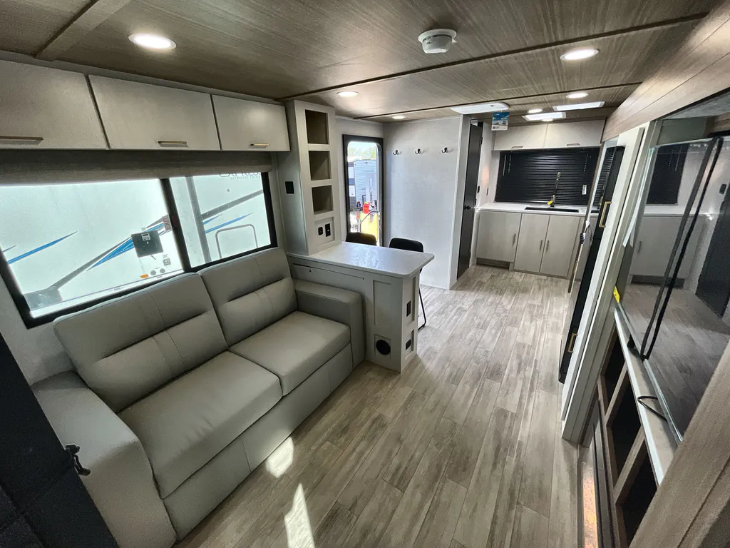 2026 Forest River Vibe Extreme Lite 2500CK, Photos photo 3
