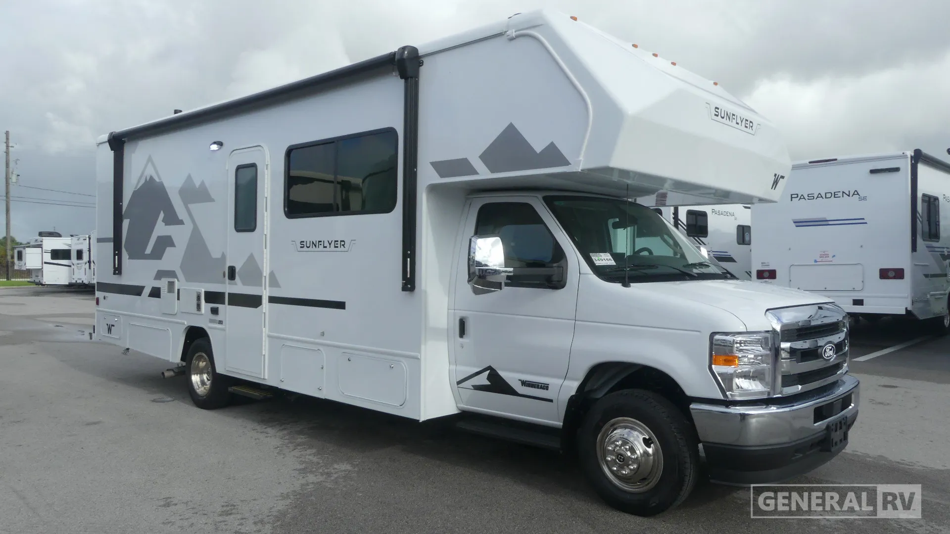 2027 Winnebago Sunflyer 26FE - Photo 2