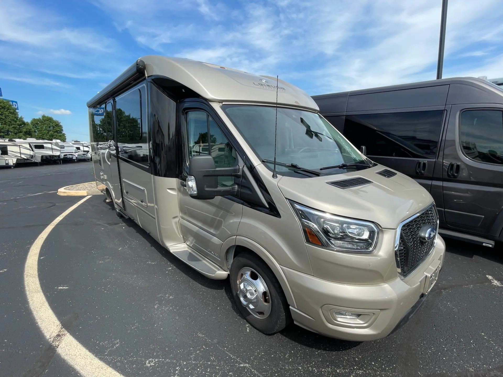 2021 Leisure Travel Wonder W24FTB - Photo 2