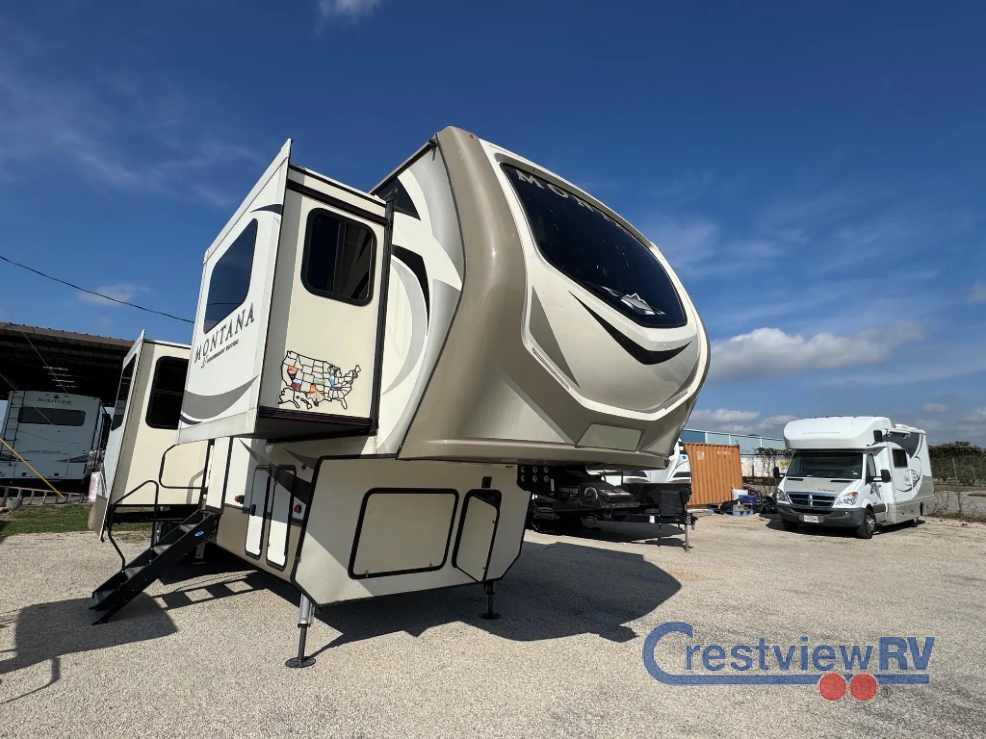 2019 Keystone Montana 3761FL - Photo 3