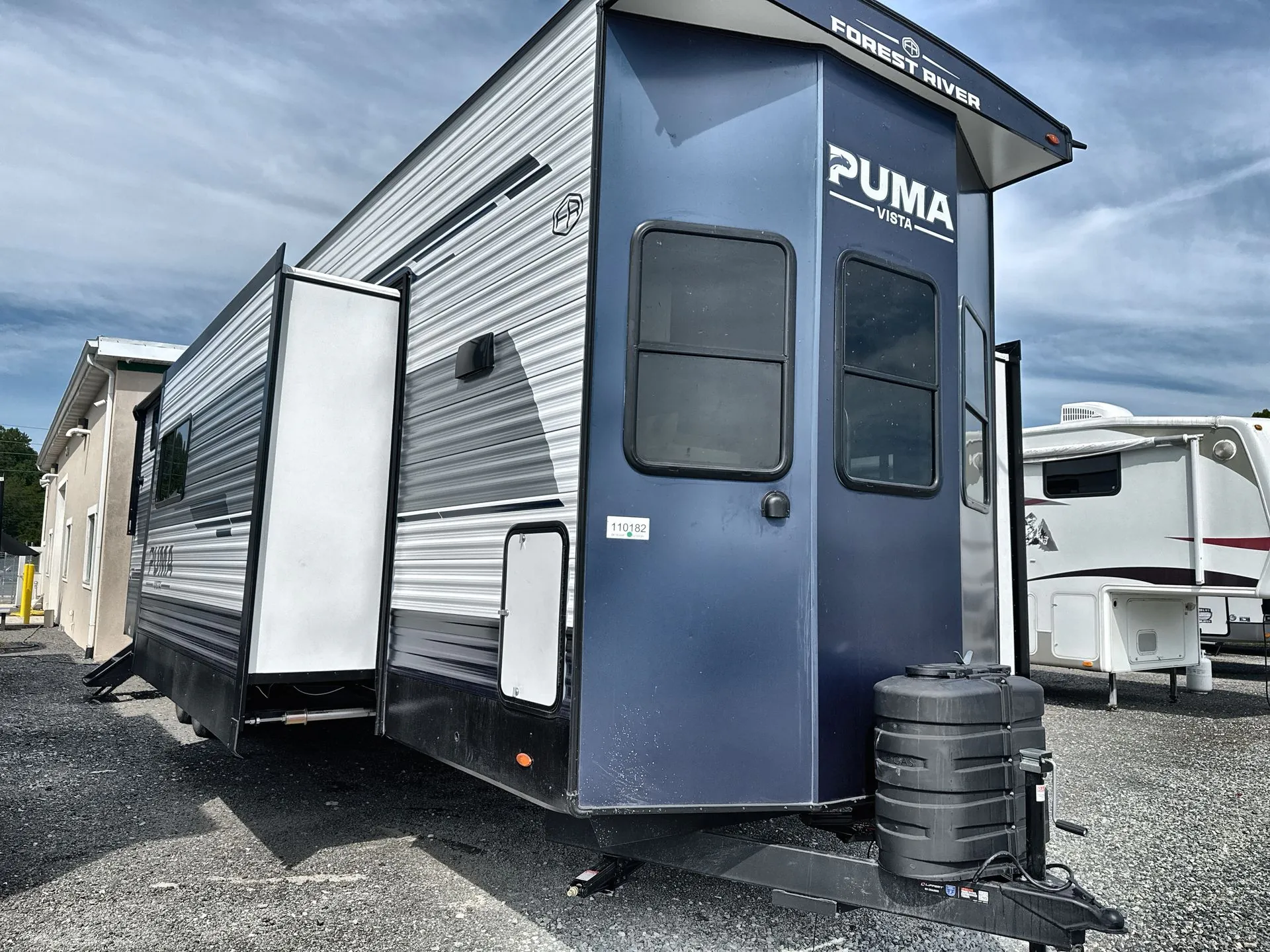 2027 Forest River Puma Vista 403LFT