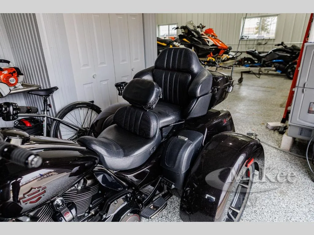2021 Harley-Davidson Street Glide CVO TRIKE - Photo 4