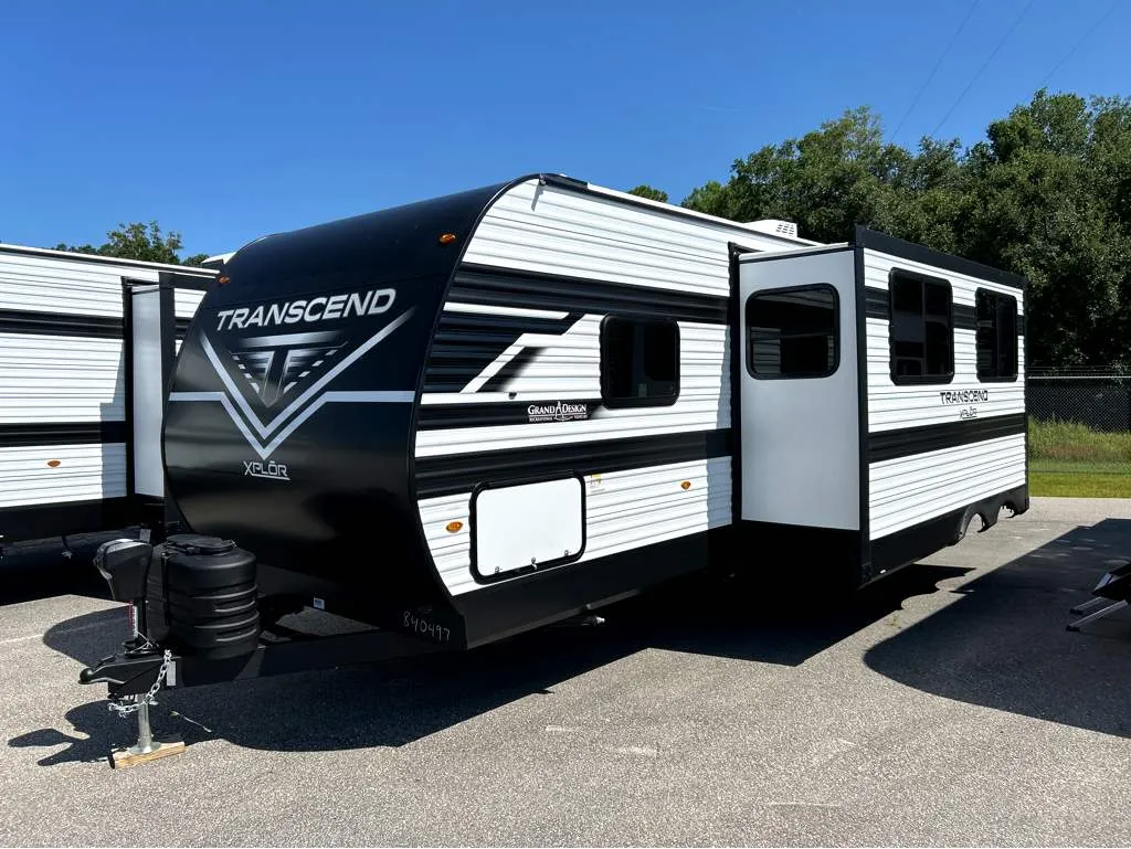 2026 Grand Design Transcend Xplor 27DBX - Photo 4