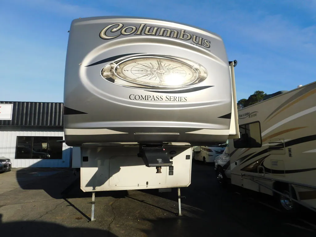 2020 Palomino Columbus 298RLC dealer photo 2 from Georgia RV Outlet